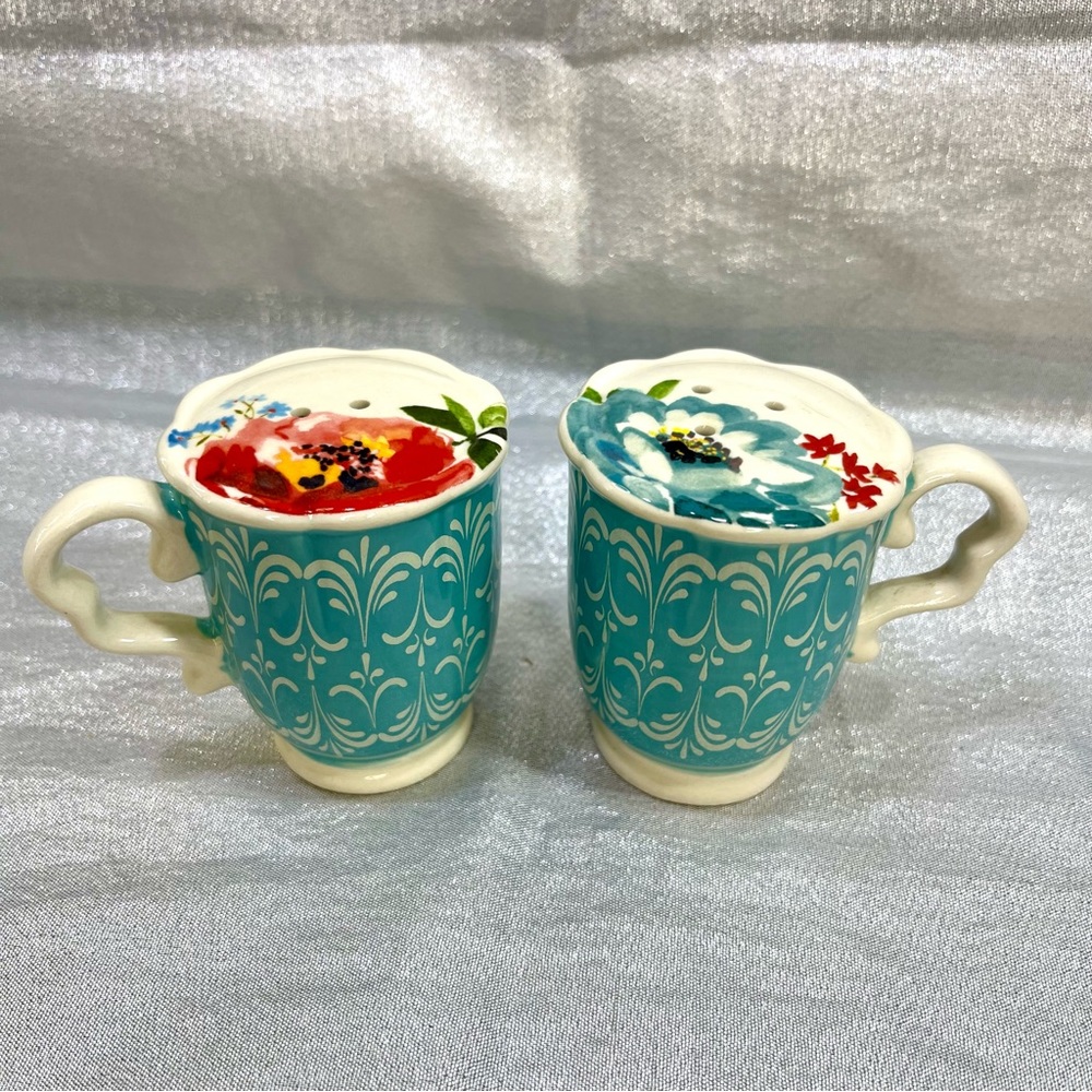 PIONEER WOMAN Melody Floral & Teal Ceramic Salt and Pepper Shaker Set RETIRED